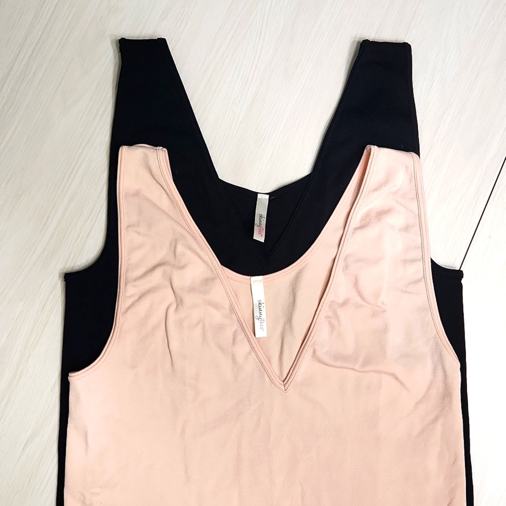 Skinny tees 💖 Cami 🎉Set of 2✨️ Scoop & V Neck ⭐️ Black & Pale Pink